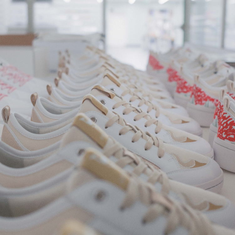 Sneakers Luxe Durable : Comment Reconnaître la Vraie Qualité ?